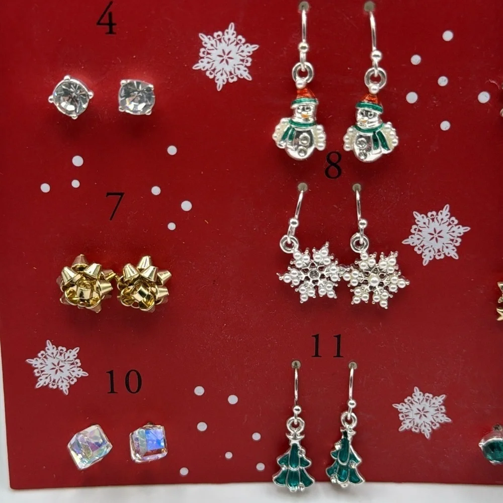 NWT NAPIER 12 DAYS OF HOLIDAY Christmas Holiday 12 Pairs of Earrings Set